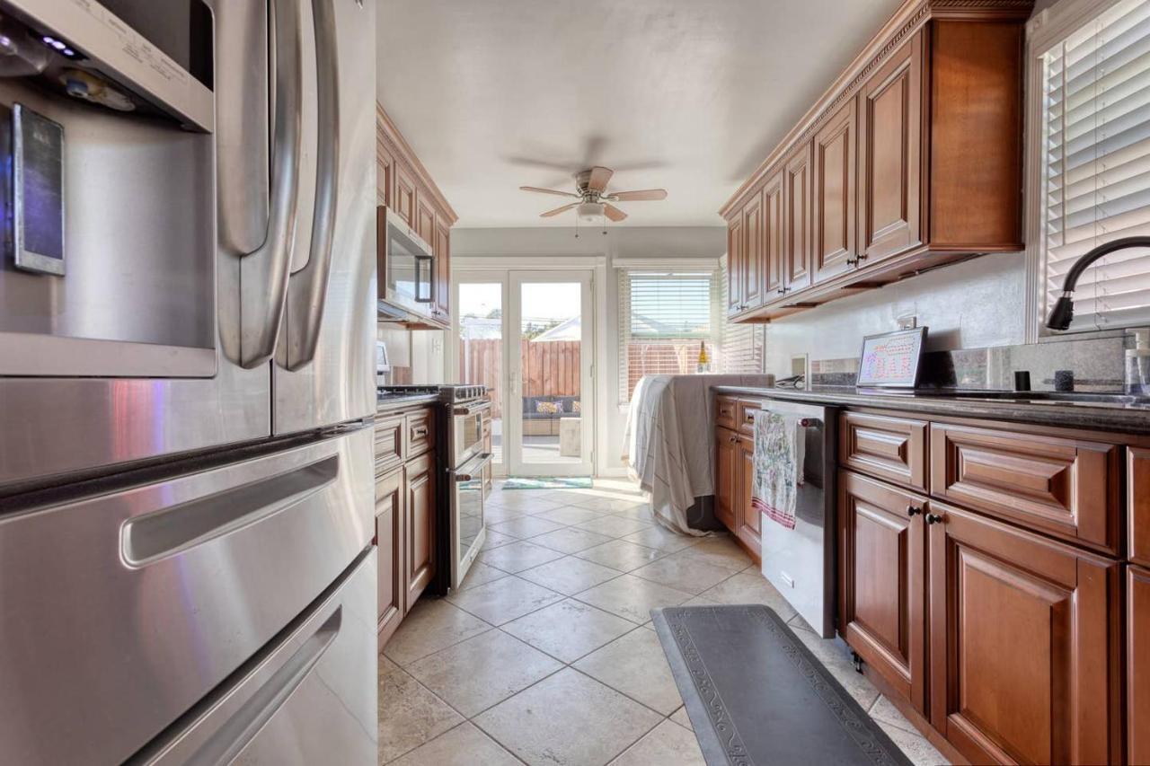 New Belmont Shore Retreat With Free Parking Walk To Beaches Лонг Бич Экстерьер фото
